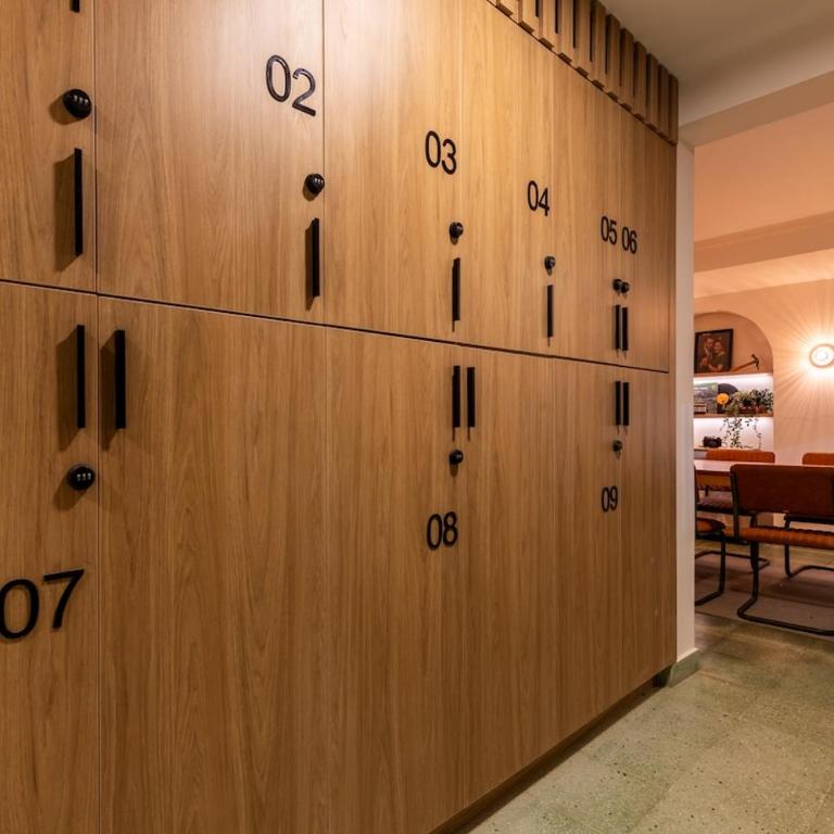201 Stylish Retreat in Laureles Area Terrace AC - One-Bedroom Apartment - 28