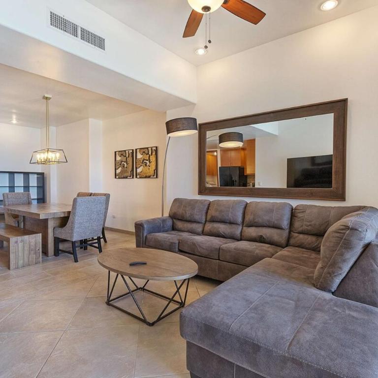 Las Palomas Cortez 805 Luxury Beachfront 1BR, 1BA for 4 - One-Bedroom Apartment - Oceanfront - 7