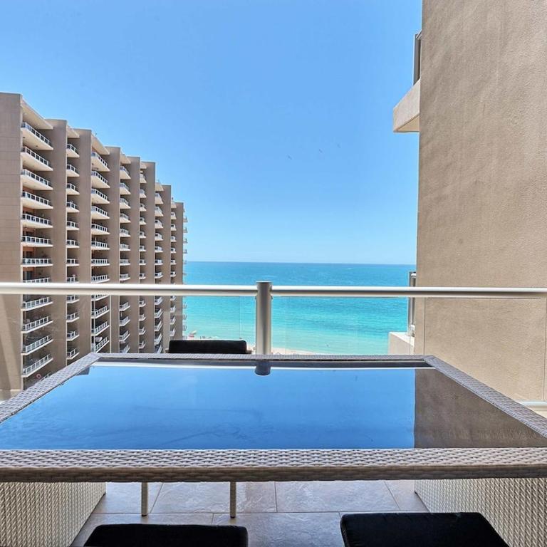 Las Palomas Cortez 805 Luxury Beachfront 1BR, 1BA for 4 - One-Bedroom Apartment - Oceanfront - 26