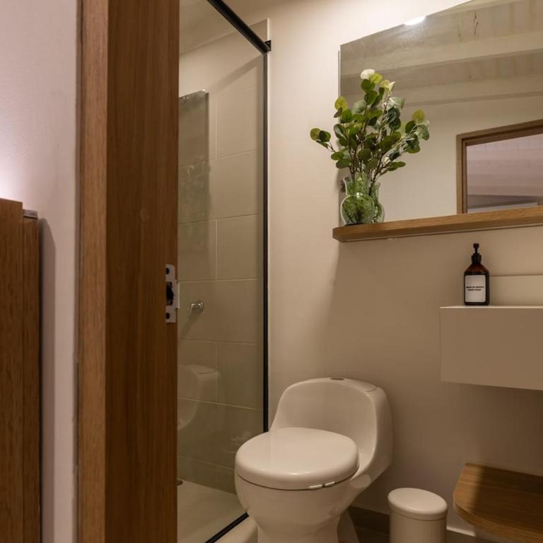 301 Live Local Balcony Loft in Vibrant Laureles area - One-Bedroom Apartment - 12