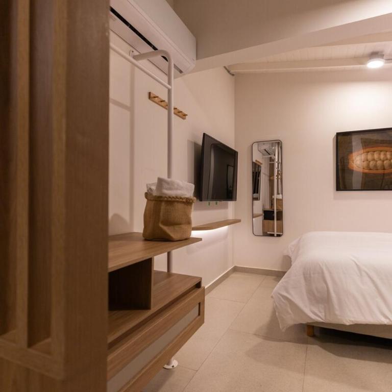 303 Balance and Design Loft with AC in Laureles area - One-Bedroom Apartment - 6