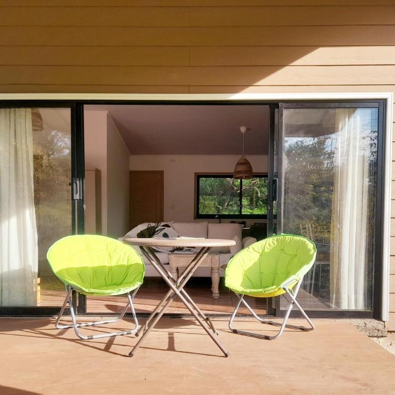 Vaitahi Lodge - Three-Bedroom House - 1