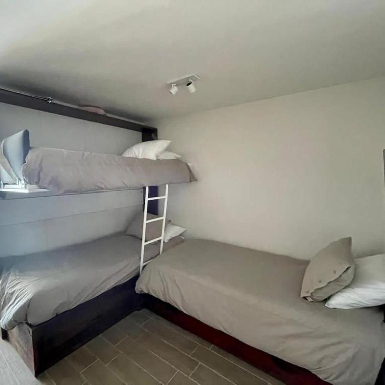 El Colorado 6 Pax Ski In Ski Out - One-Bedroom Apartment - 2