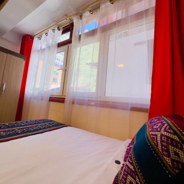 Avraham Hotels - Superior Quadruple Room - 1