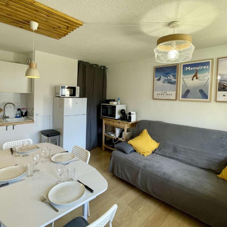 Studio skis aux pieds lumineux et tout confort avec parking – Les Menuires - FR-1-852-2 - Apartment - 1