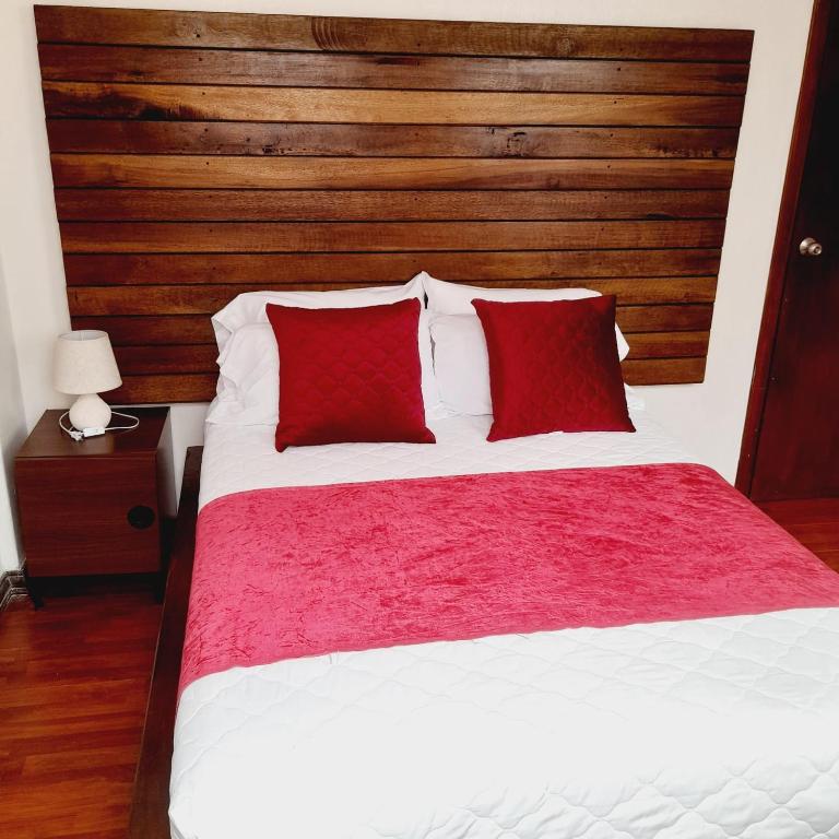 casa Montisora - Three-Bedroom Home - 11