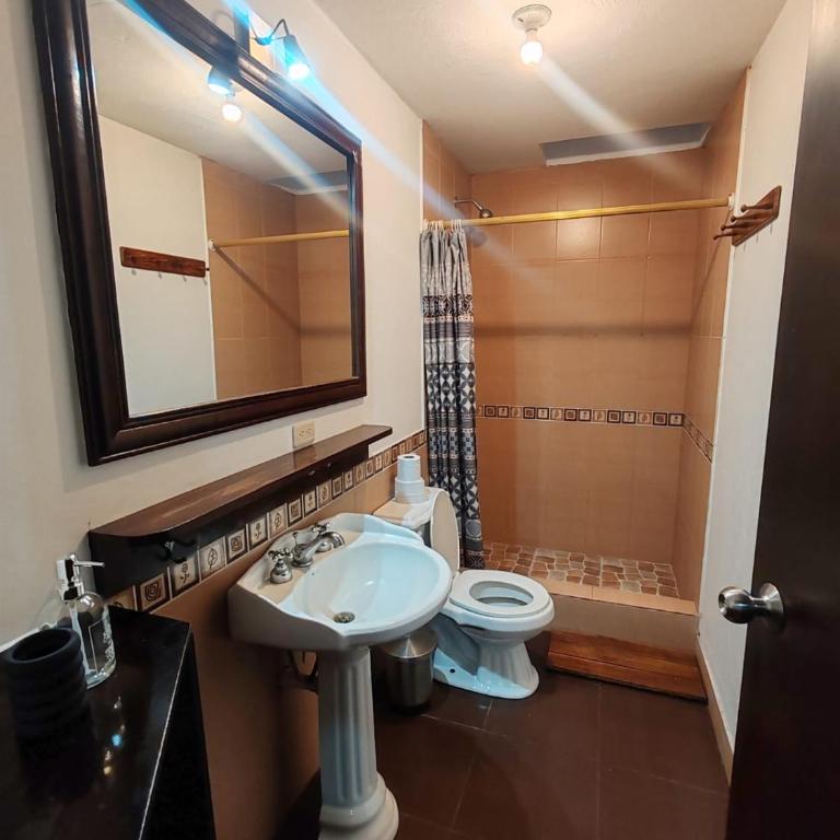 casa Montisora - Three-Bedroom Home - 32