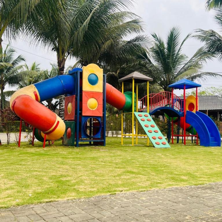 Casa Vacacional Valles de Olon - Three-Bedroom House - 2