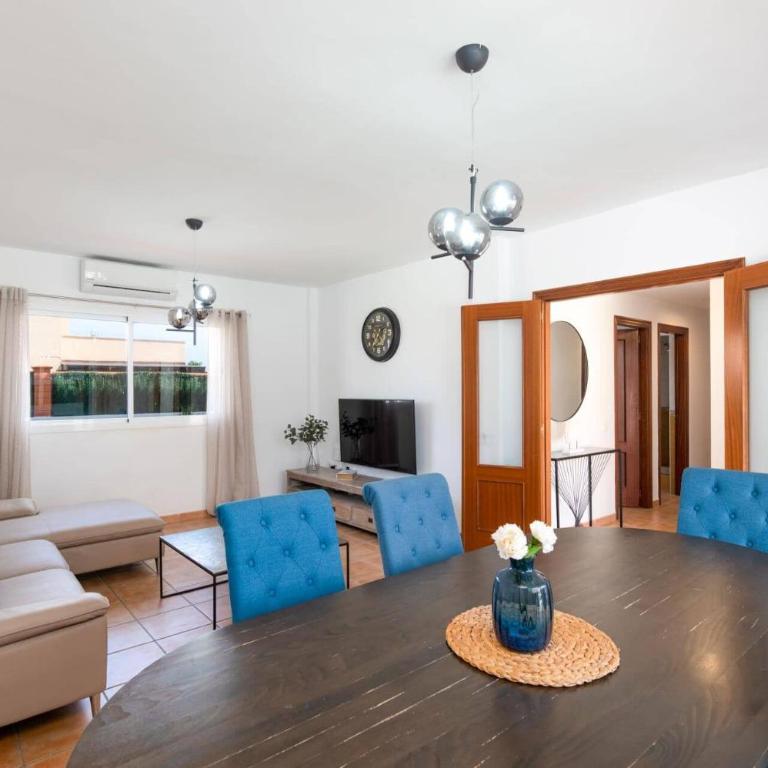 Villa Enrique by Villa Plus - Villa - 8