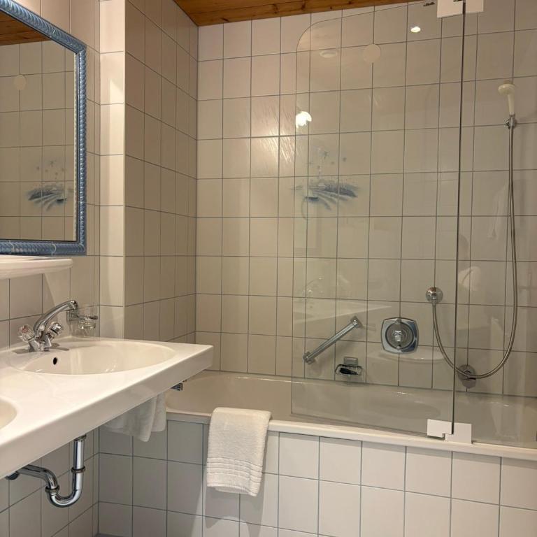 Hotel Garni Senn - Dreibettzimmer - 4