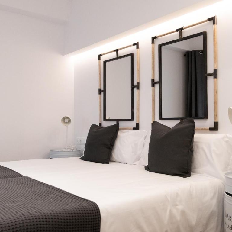 AB Eixample Calabria - Two-Bedroom Apartment - 6
