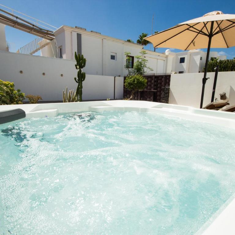 Casa Amapolas 14 - By AZ Rentals - Three-Bedroom Villa - 2