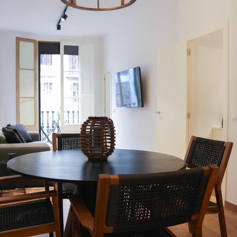 AB Eixample Calabria - Apartamento de 2 dormitorios con balcón - 4