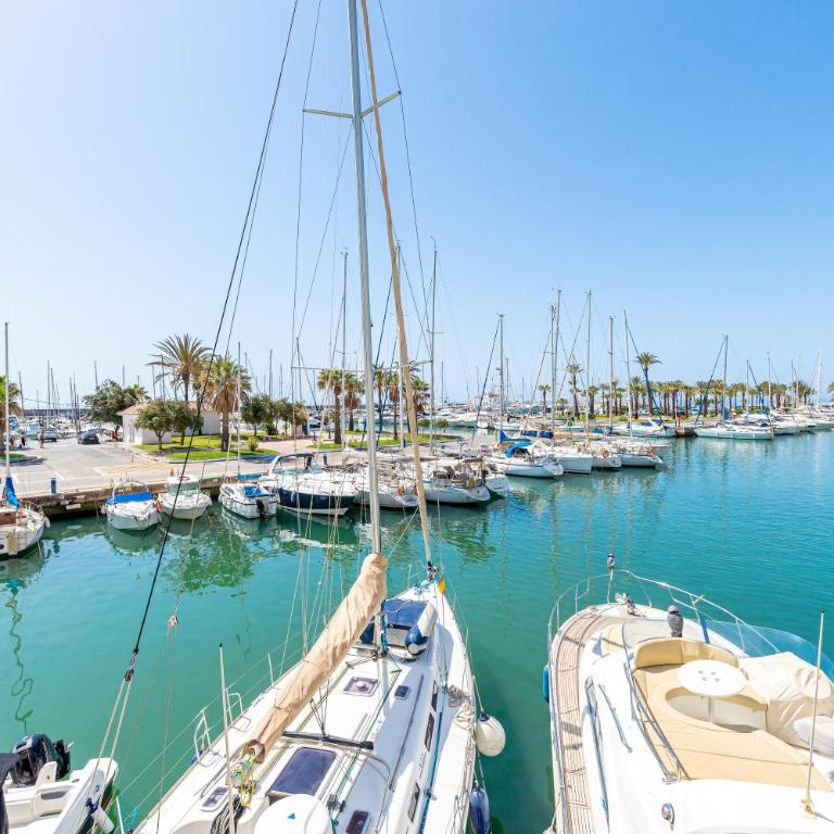 Holiday rentals apartment with Sea Views Puerto Marina - Apartamento de 3 dormitorios - 12
