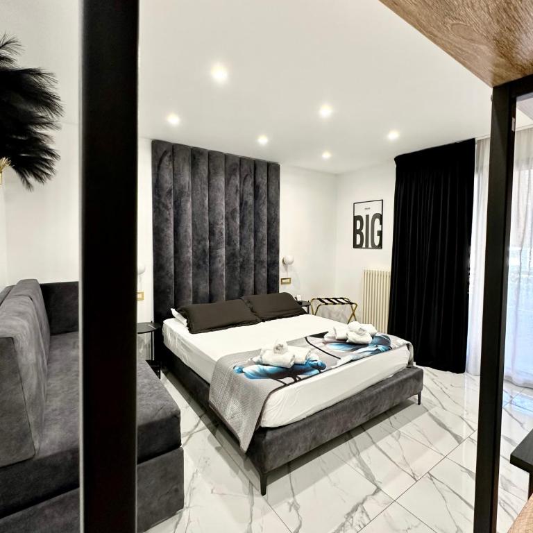 Oltremare Luxury Suites - Camera King con Vista Mare - 1
