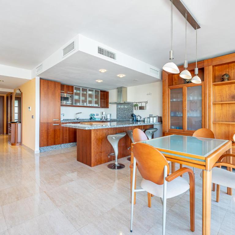 Holiday rentals apartment with Sea Views Puerto Marina - Apartamento de 3 dormitorios - 35