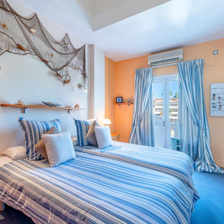 Holiday rentals apartment with Sea Views Puerto Marina - Apartamento de 3 dormitorios - 2