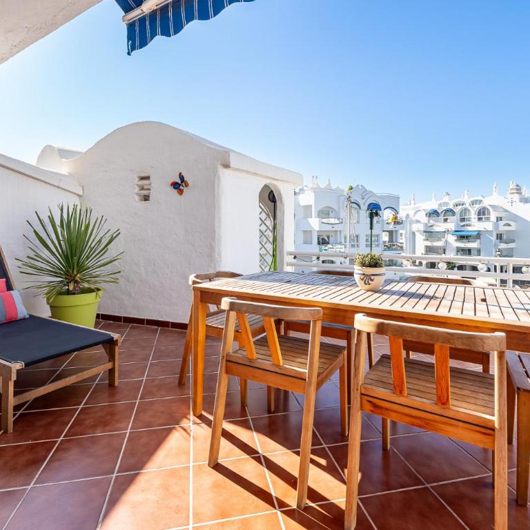 Holiday rentals apartment with Sea Views Puerto Marina - Apartamento de 3 dormitorios - 49
