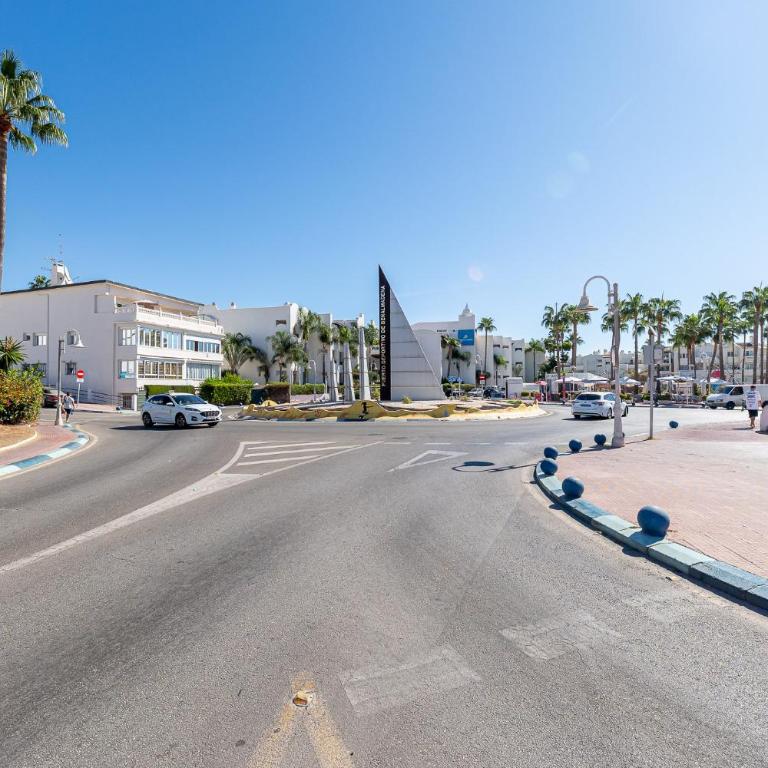 Holiday rentals apartment with Sea Views Puerto Marina - Apartamento de 3 dormitorios - 43