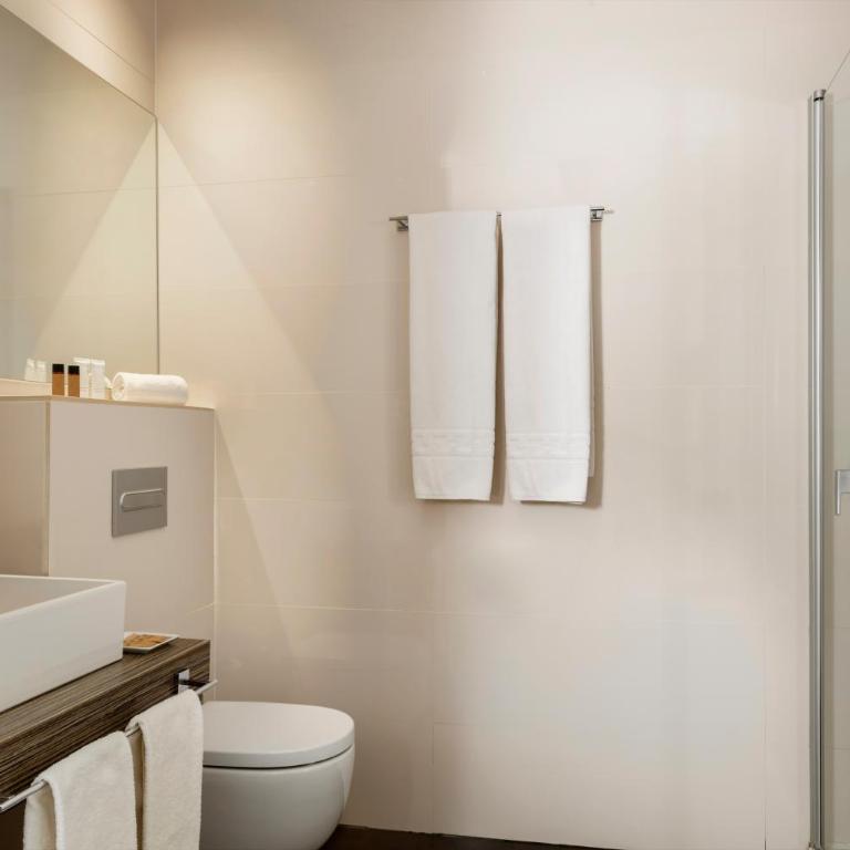 Aerotel Madrid Airport - Terminal 4 - Habitación Doble Deluxe - 4