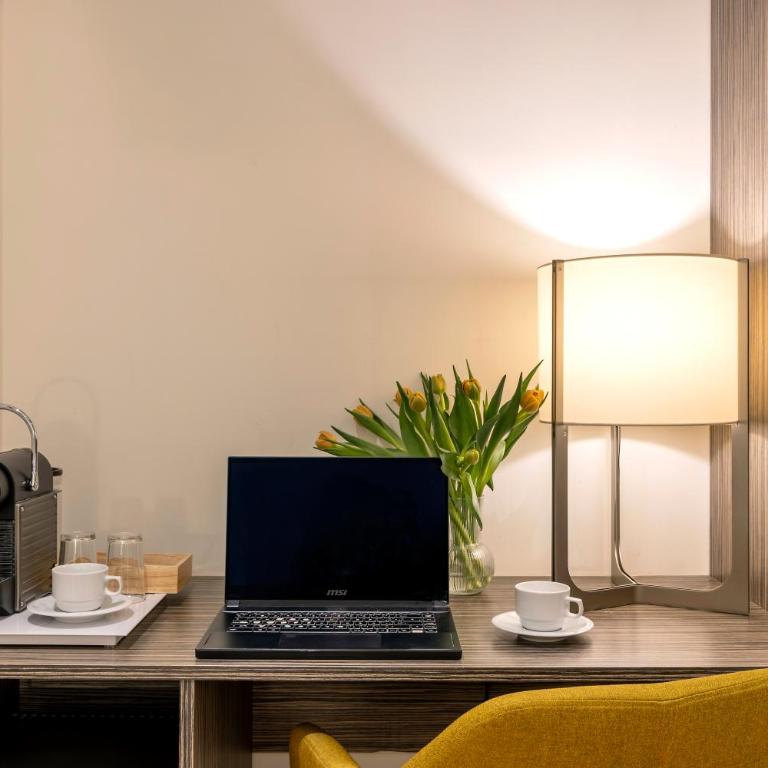 Aerotel Madrid Airport - Terminal 4 - Habitación Doble Deluxe - 8