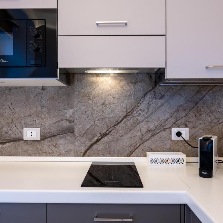 Principe del Pardo - One-Bedroom Apartment with Spa Bath - 21
