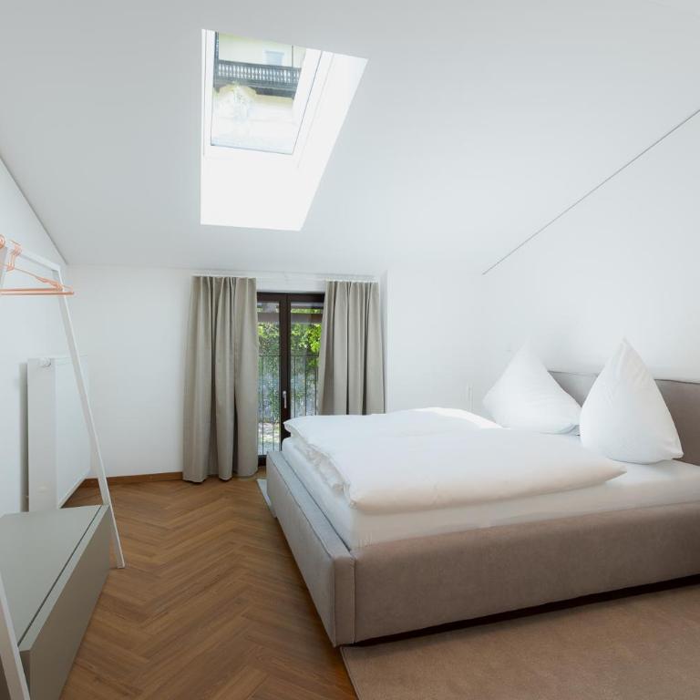 Alpine Apartements Maximilian Berchtesgaden - Apartment mit 3 Schlafzimmern und Bergblick - 4