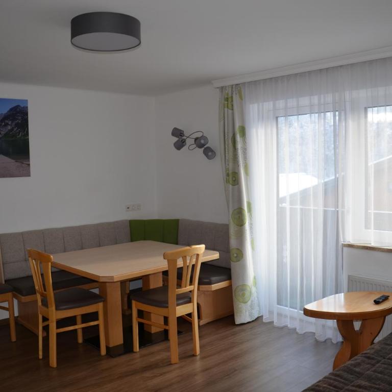 Haus Ortsblick - Apartment mit 3 Schlafzimmern - 1