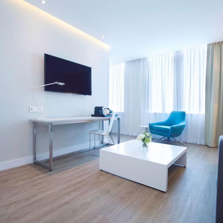 NH Monterrey La Fe - Junior Suite - 2