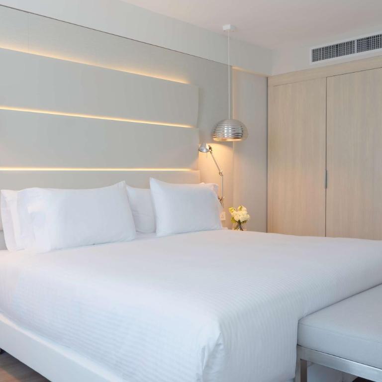 NH Monterrey La Fe - Standard Double Room - 3