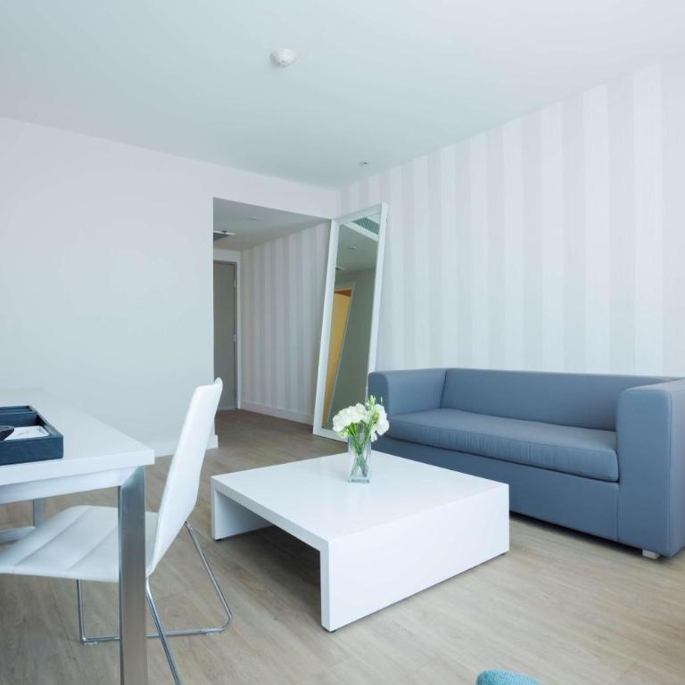 NH Monterrey La Fe - Junior Suite - 5