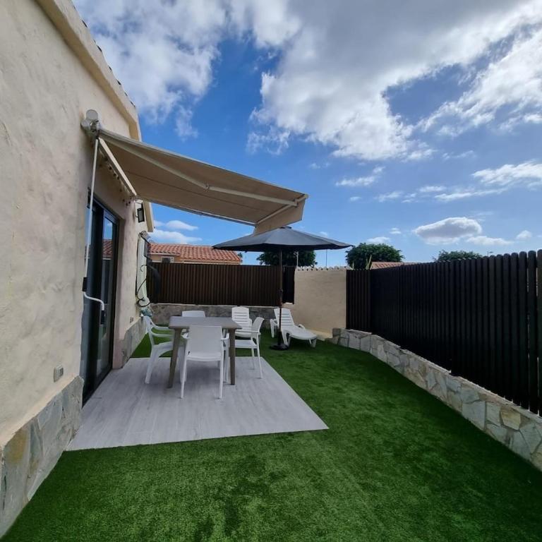 bungalow in the center of playa del inglés - Two-Bedroom Bungalow - 12