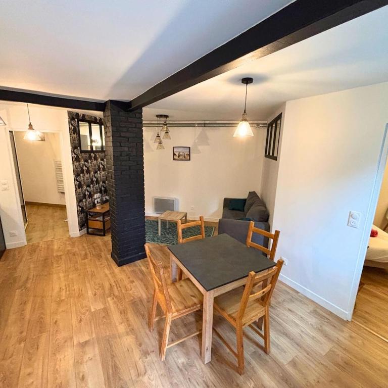 Charming apartment - City Center - Dinard - One-Bedroom Apartment - 8