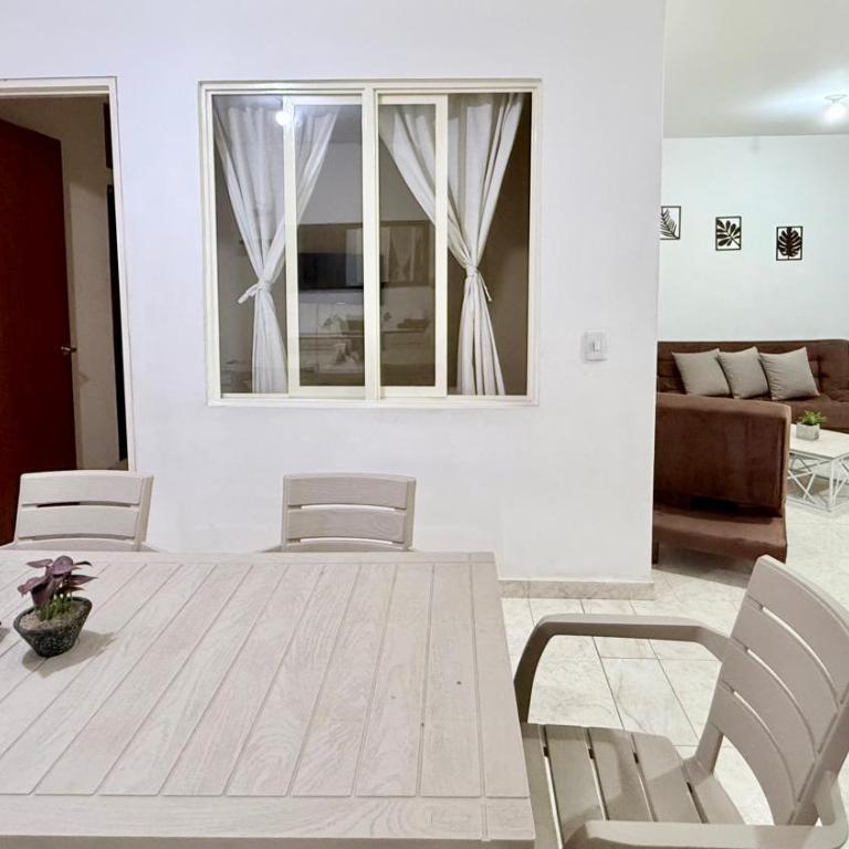 Alojamientos en Cali cerca al terminal y la base aérea - Habitación Familiar - 26