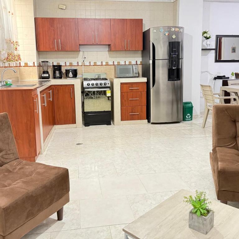 Alojamientos en Cali cerca al terminal y la base aérea - Habitación Familiar - 30