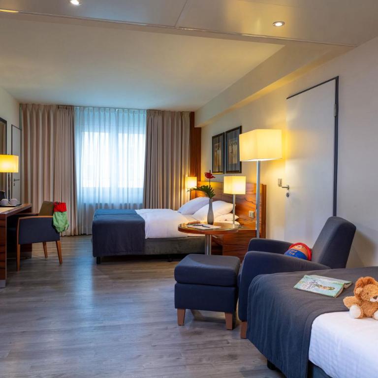 Maritim Hotel München - Comfort Family Room - 3