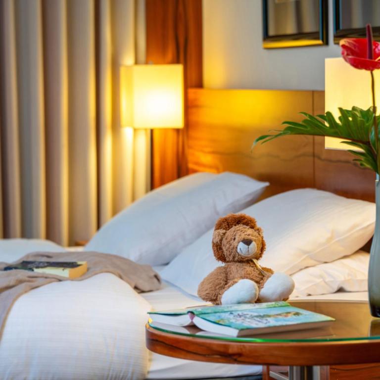 Maritim Hotel München - Comfort Family Room - 1