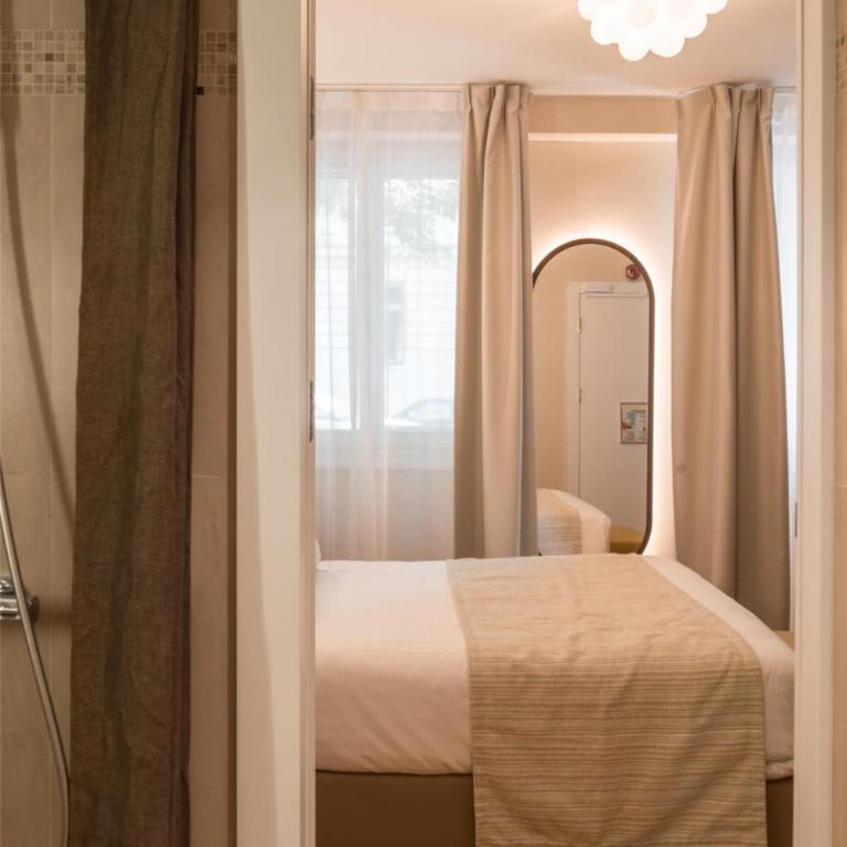 Best Western Au Trocadéro - Chambre Double Confort - Accessible aux Personnes à Mobilité Réduite - Non-Fumeurs - 2