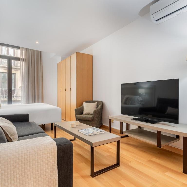 Aspasios Plaza Real Apartments - Studio Économique - 5