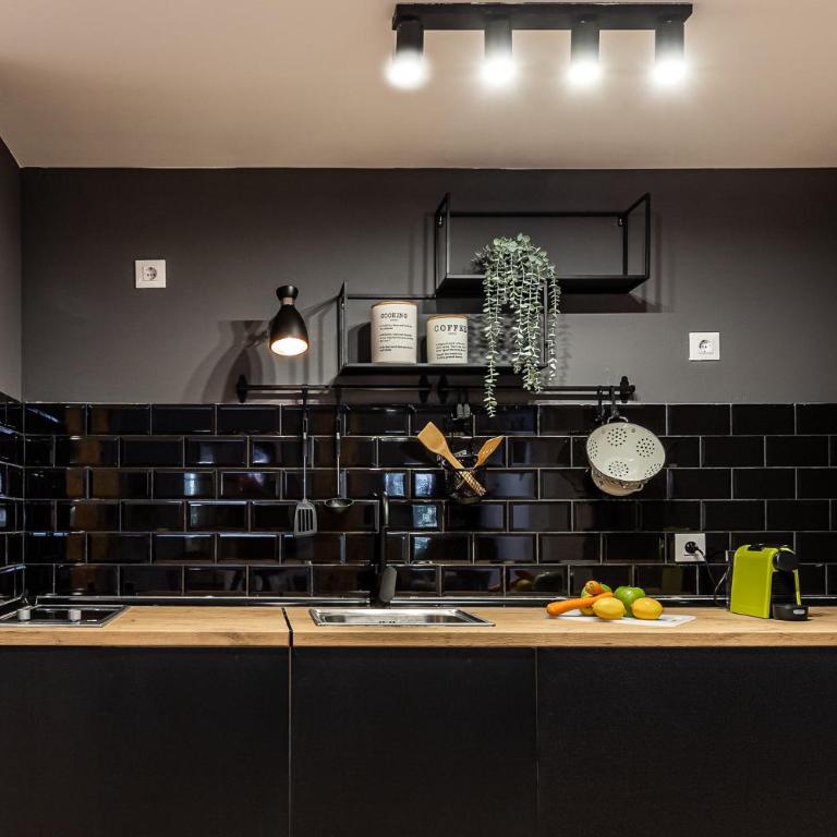 Queens Chueca II - Alquiler Corta Duración - Three-Bedroom Apartment - 17