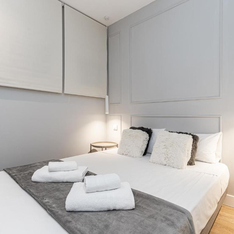 Waou Essence III La Latina - Two-Bedroom Apartment - 8