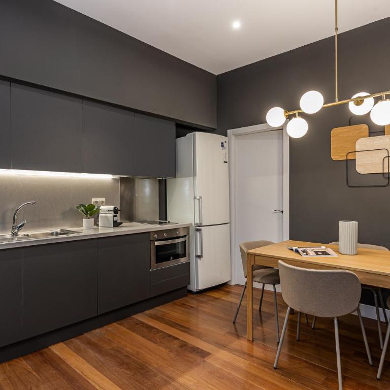 Queen's Las Letras Boutique I - Alojamiento Corta Estancia - Two-Bedroom Apartment - 5