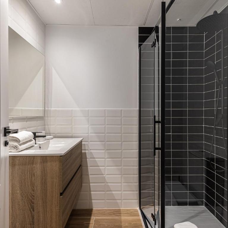 Waou Best I Madrid Rio - Two-Bedroom Apartment - 15
