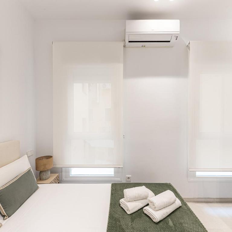 Waou Urban Home Chamberi - Queen Room - 23