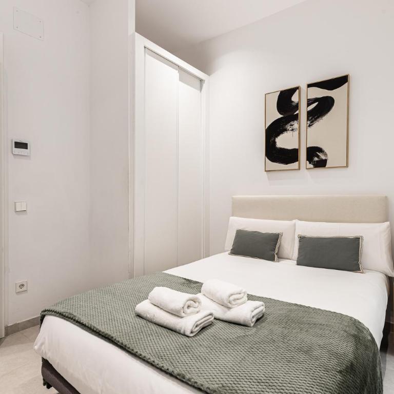 Waou Urban Home Chamberi - Queen Room - 22