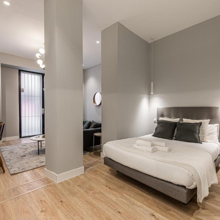 Waou Essence III Tirso de Molina - Corta Duración - Three-Bedroom Apartment - 10