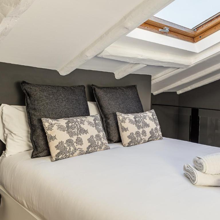 Queen's Las Letras Boutique II - Alojamiento Corta Estancia - One-Bedroom Apartment - 4