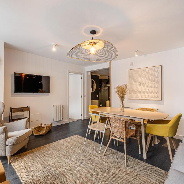Queens Plaza Mayor I - Apartment - 4
