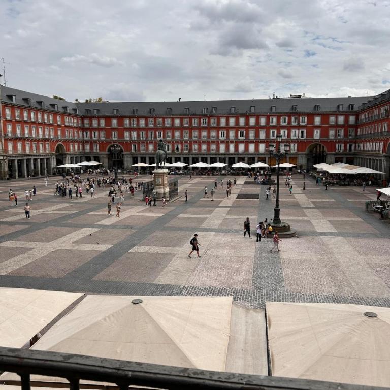 Elegante estudio en Plaza Mayor - One-Bedroom Apartment - 1