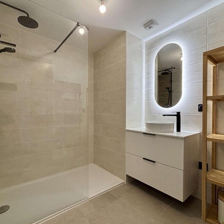 Art'Mony A205 - Votre T3 lumineux et neuf à Petit Châtel - Apartment mit 2 Schlafzimmern - 13